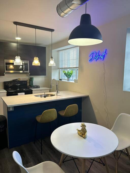 Modern Loft!/Free Parking/Long Stay Friendly! 디트로이트 외부 사진