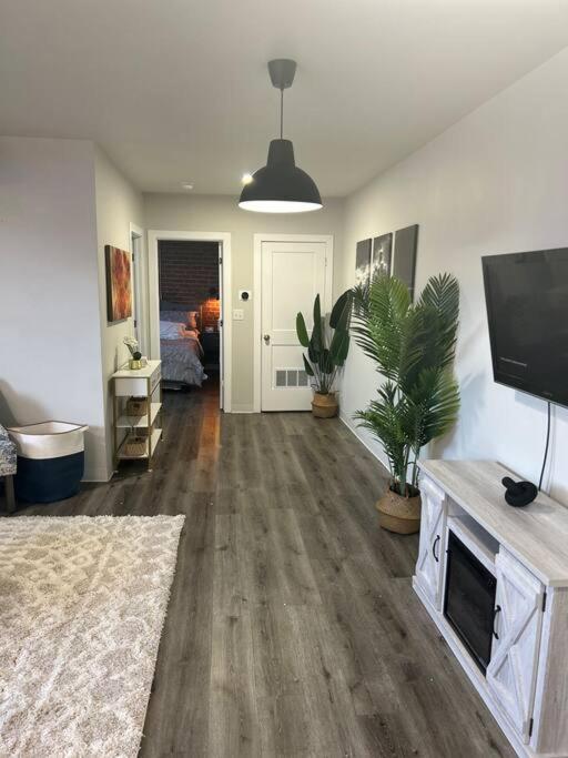 Modern Loft!/Free Parking/Long Stay Friendly! 디트로이트 외부 사진