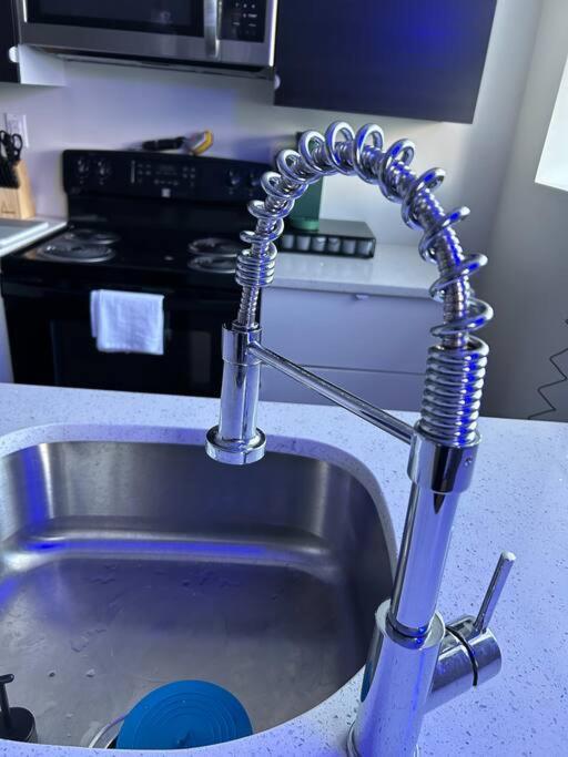 Modern Loft!/Free Parking/Long Stay Friendly! 디트로이트 외부 사진